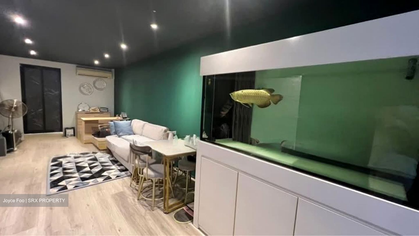 Sembawang Park (D27), Shop House #575692171